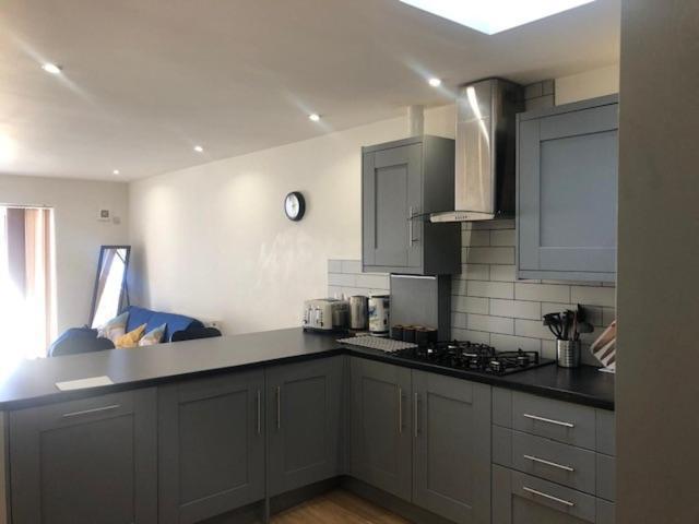 Short Term Lets From £15 Per Person Per Night Bristol Exterior foto
