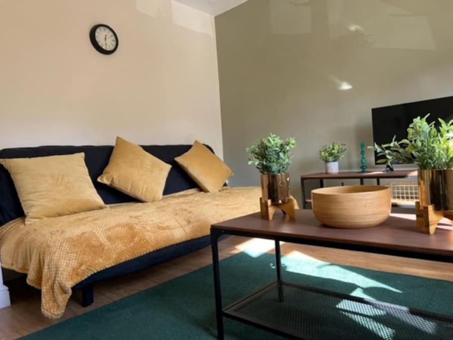 Short Term Lets From £15 Per Person Per Night Bristol Exterior foto