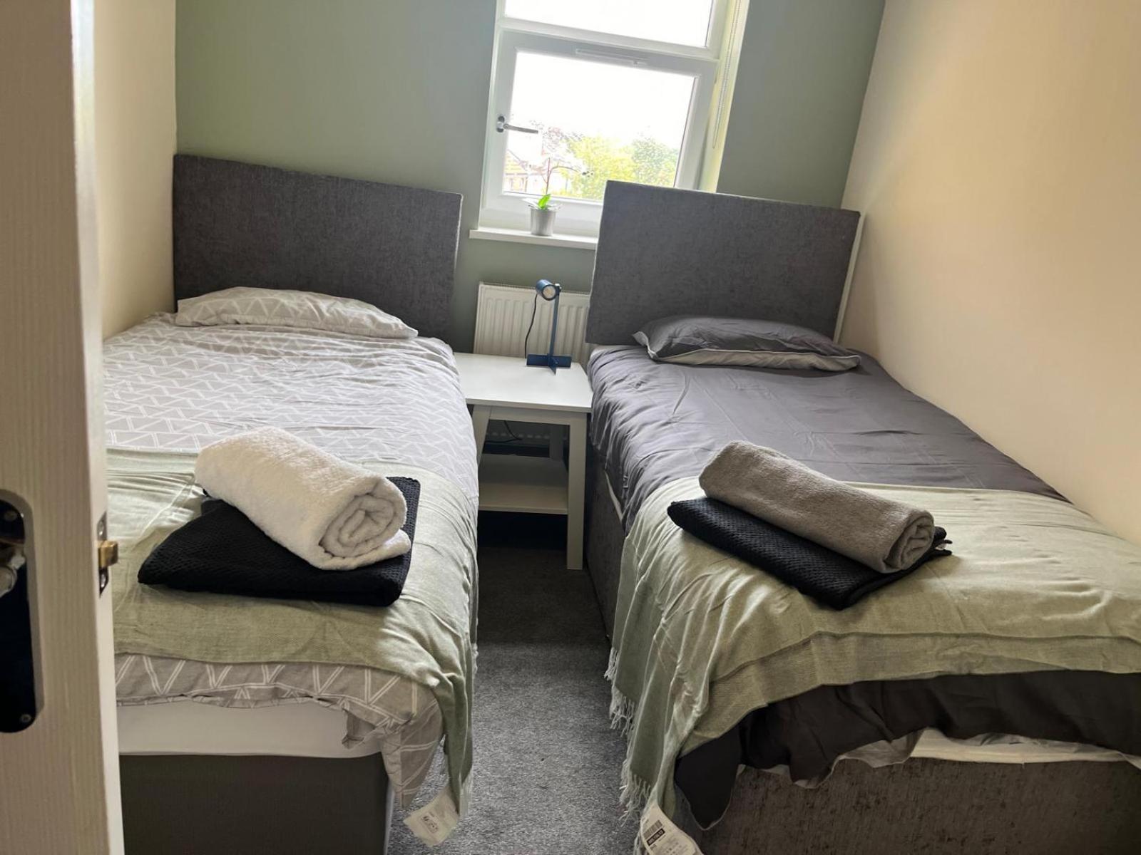 Short Term Lets From £15 Per Person Per Night Bristol Exterior foto