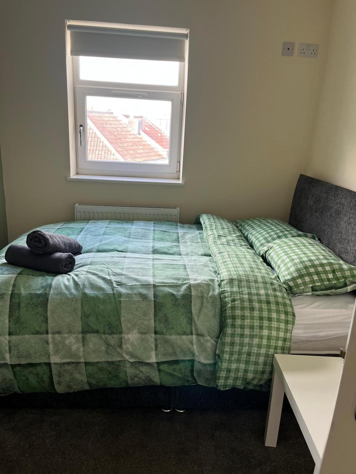 Short Term Lets From £15 Per Person Per Night Bristol Exterior foto